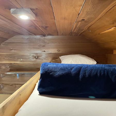 The Hiker Huts at Wild Coast Wilderness Resort Port Renfrew Exterior foto